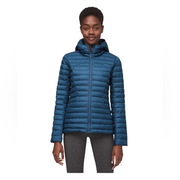 lululemon athletica Jackets & Blazers - Lululemon Pack it Down Packable Jacket Size 8 Code Blue EUC